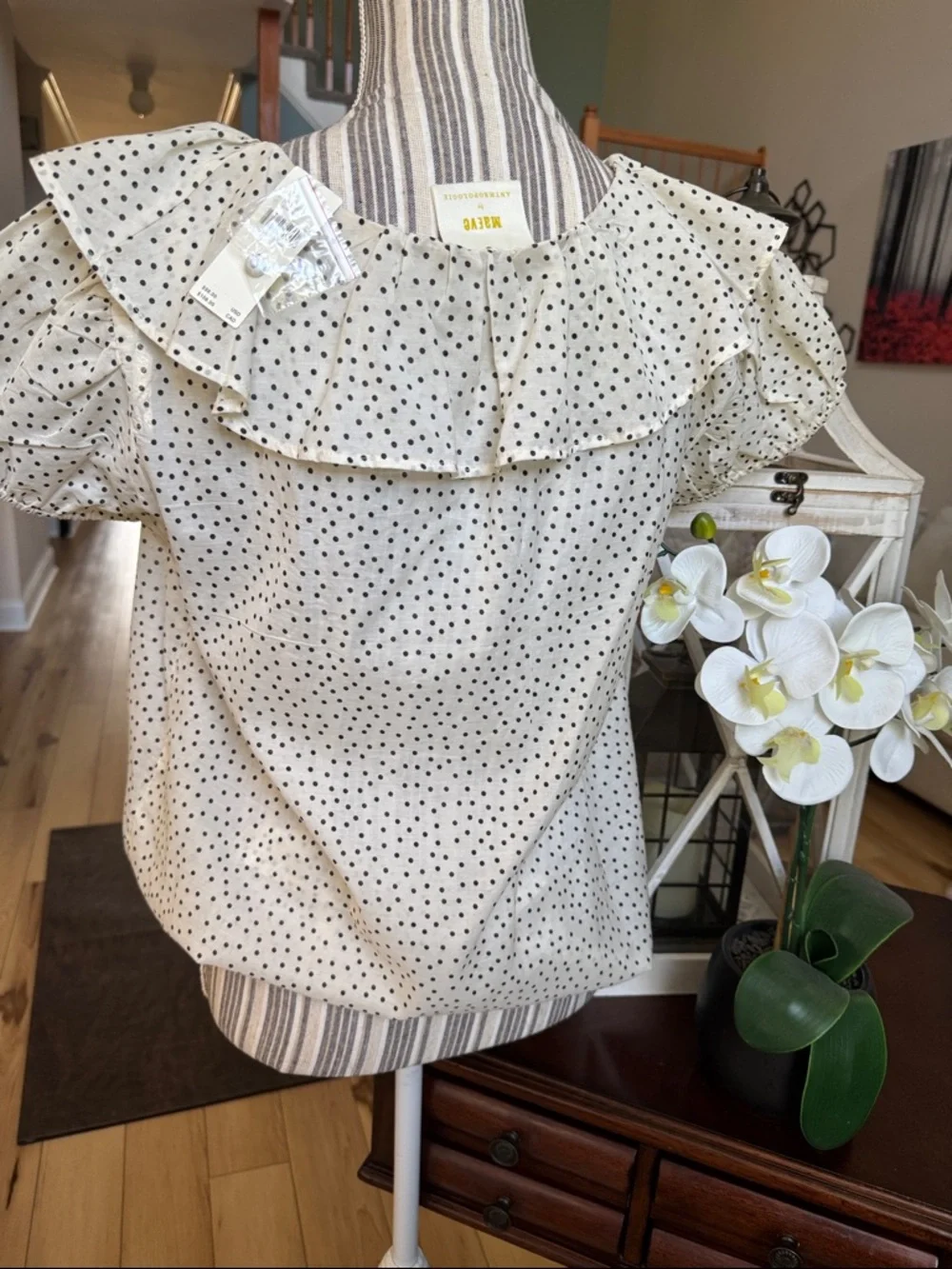 Anyhropologie Maeve Cream puff sleeve Ruffle Tie-Front Polka Dot Blouse M